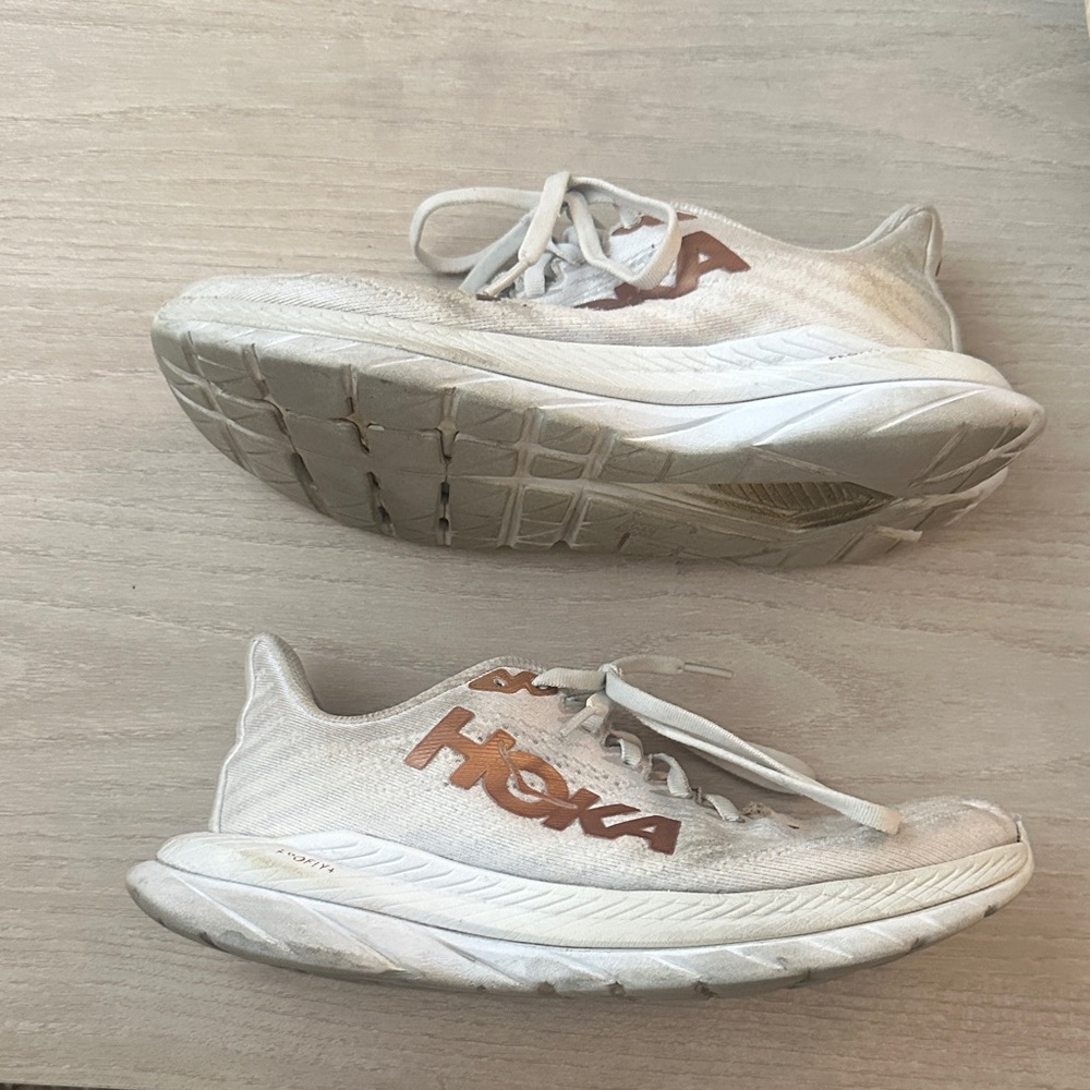 Hoka mach 5: white and Brown Athletic Shoes
